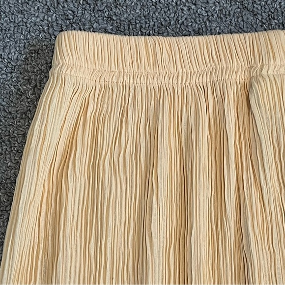 Vintage Spiegel Wide Leg Trouser Pants Womens Size Medium Yellow Crepe Pull On - Picture 9 of 9